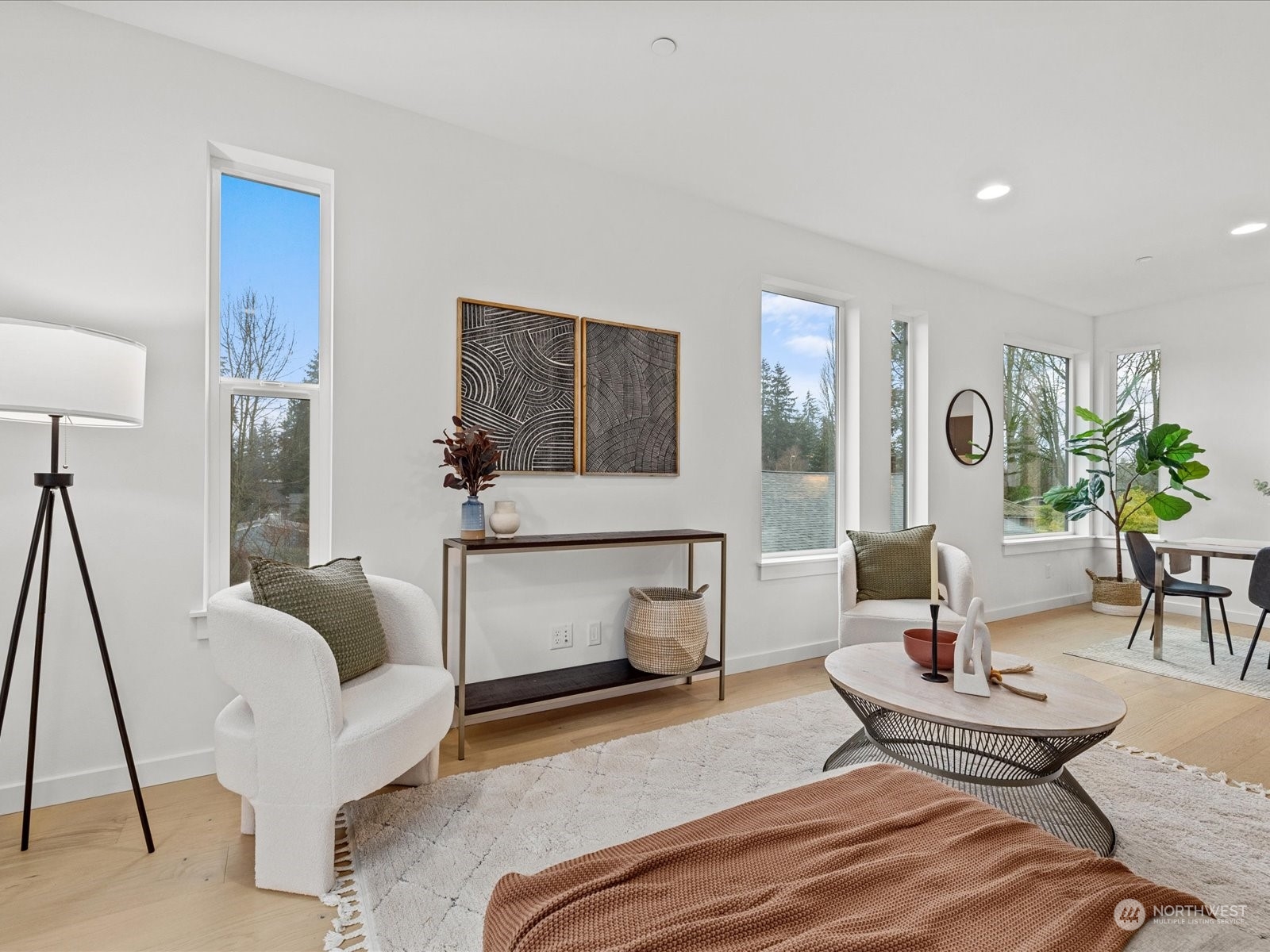 1321 N 185th Street Unit: B