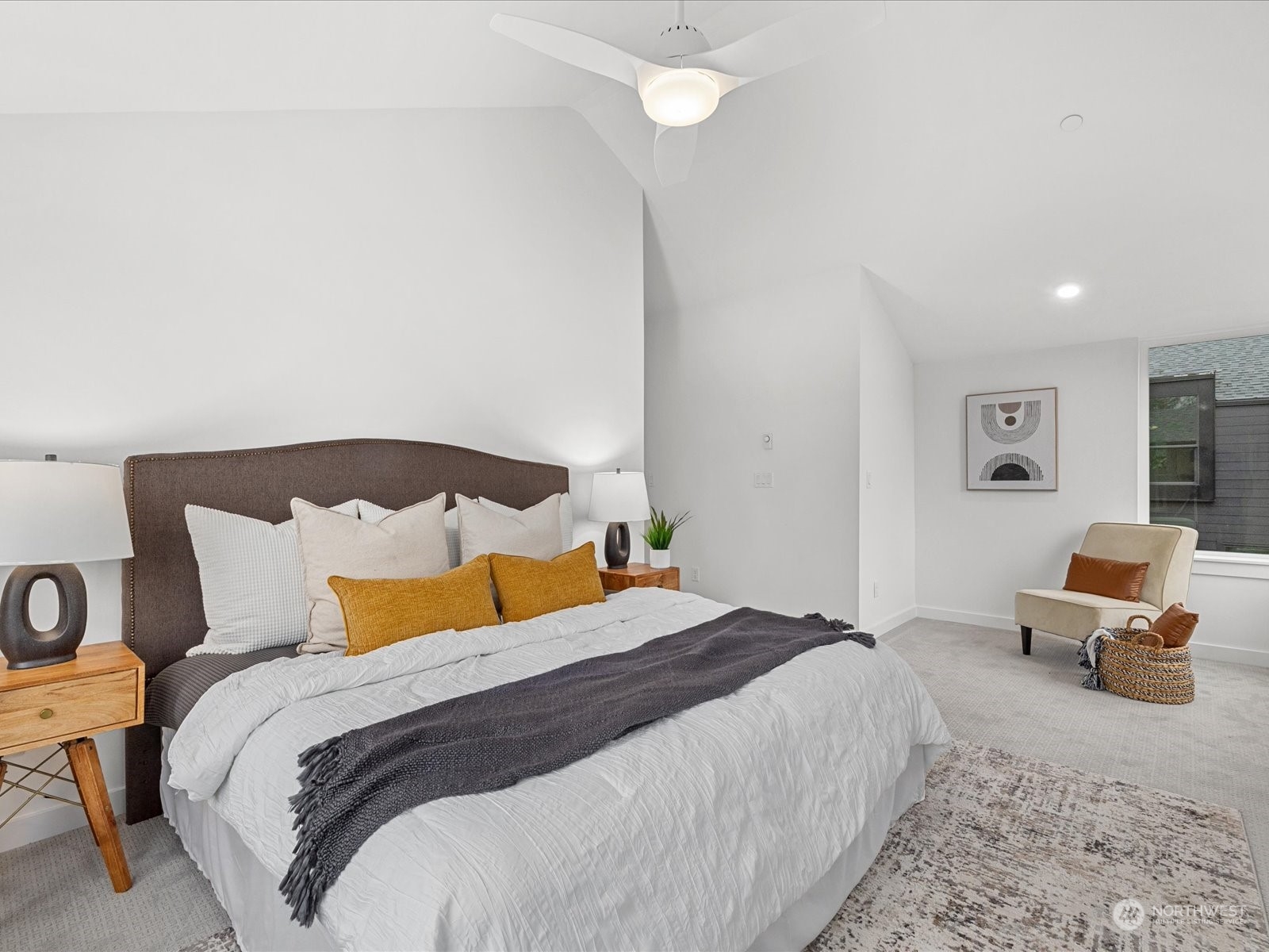 1321 N 185th Street Unit: B