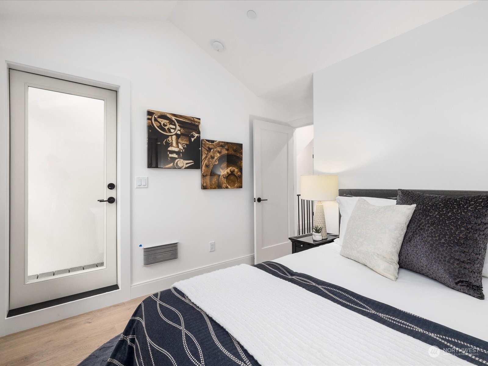 4211 E McGilvra Street Unit: C