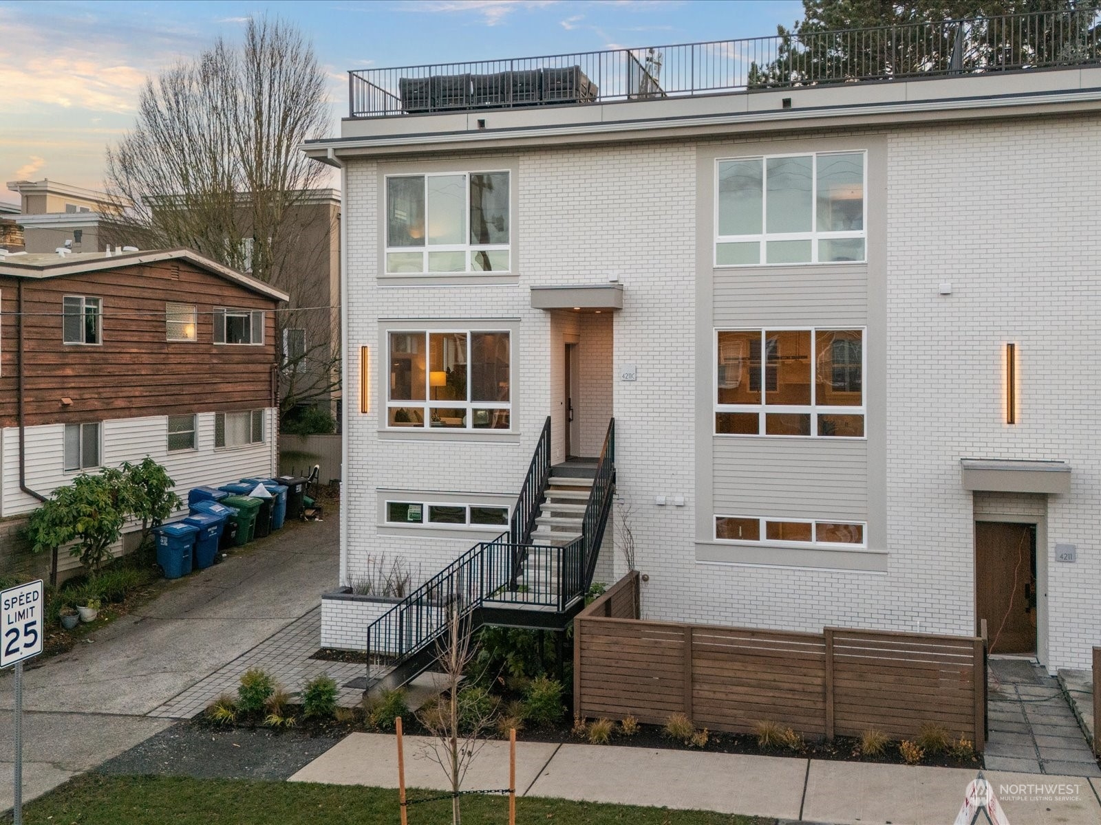 4211 E McGilvra Street Unit: C