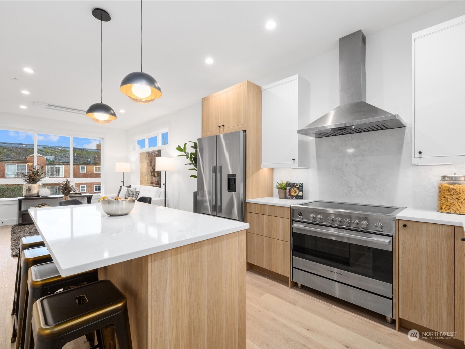 4211 E McGilvra Street Unit: C