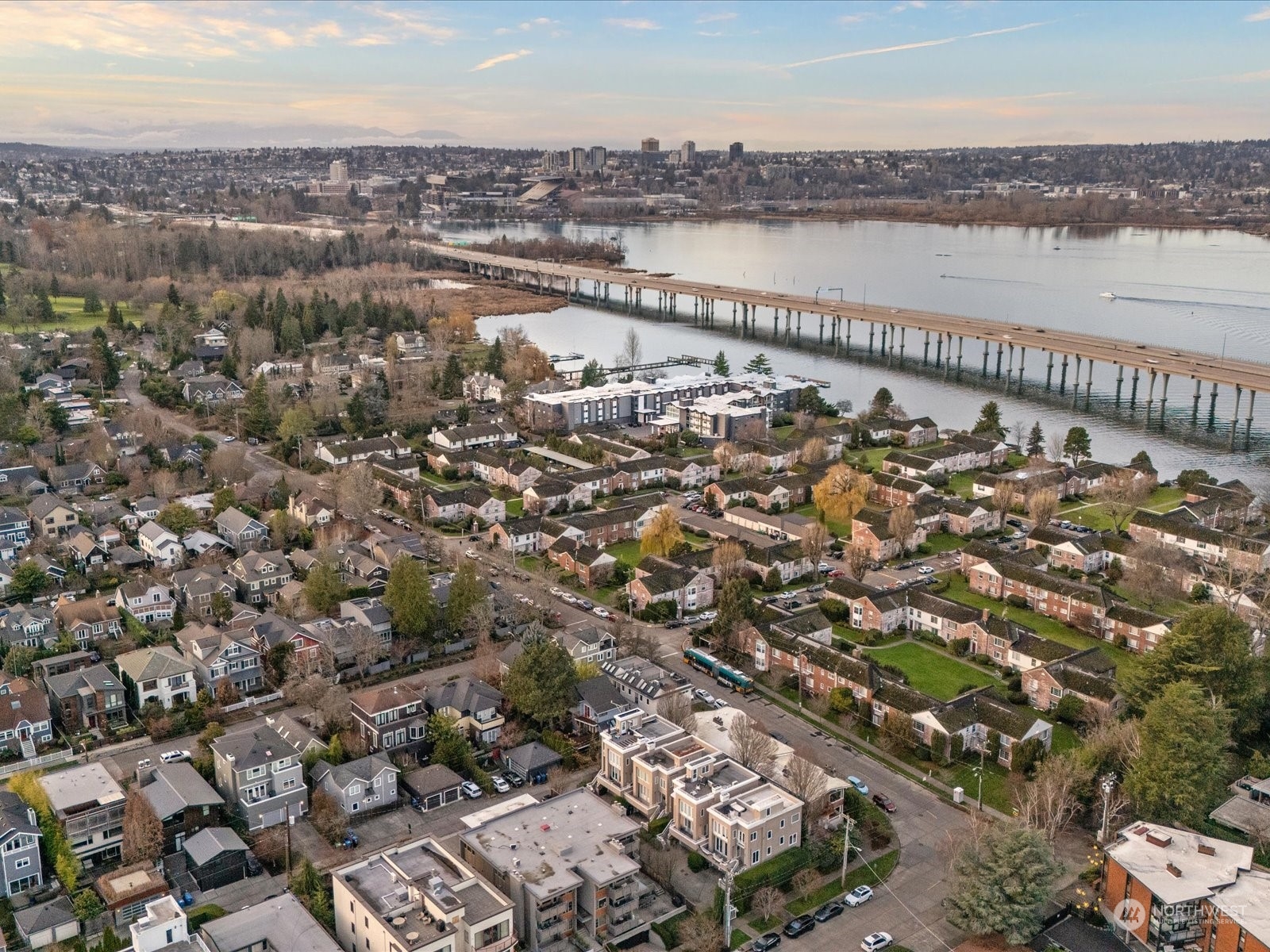 4211 E McGilvra Street Unit: C