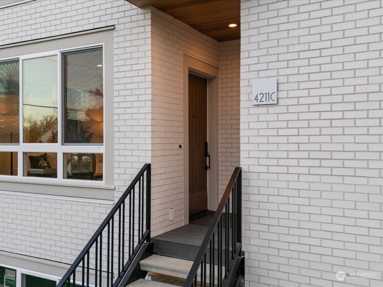 4211 E McGilvra Street Unit: C