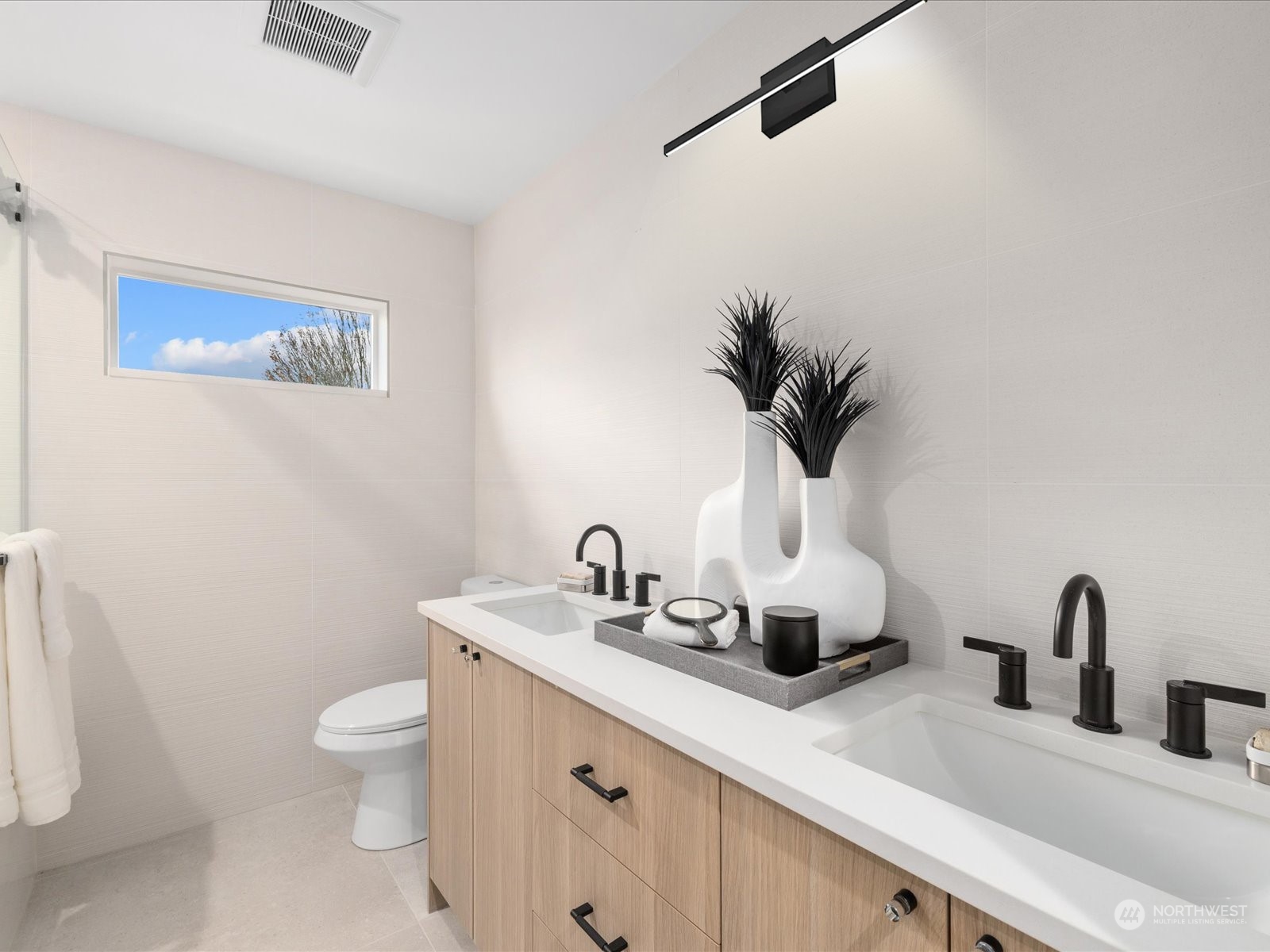 4211 E McGilvra Street Unit: C