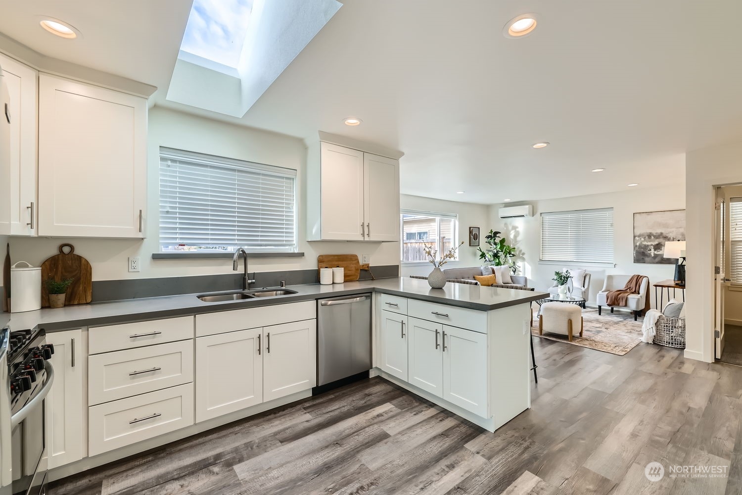 13532 Ashworth Avenue N Unit: A
