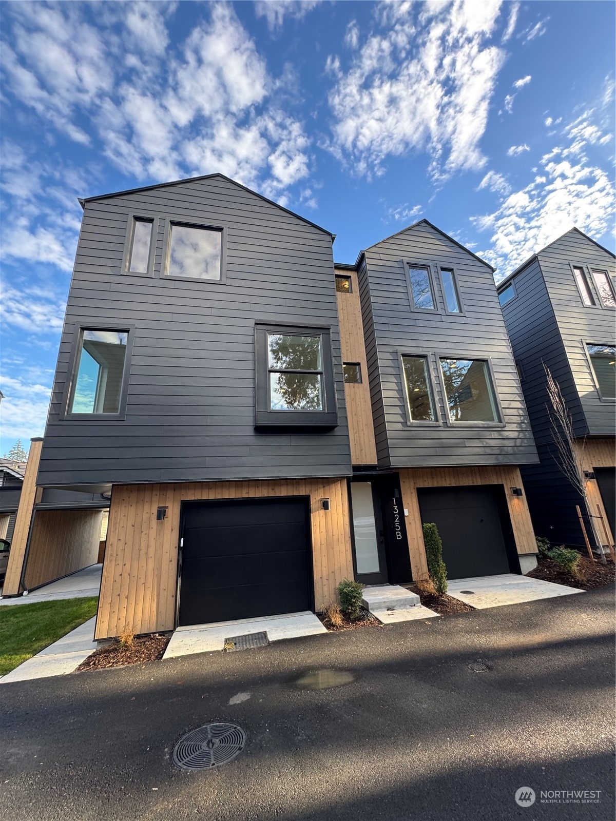 1319 N 185th Street Unit: B