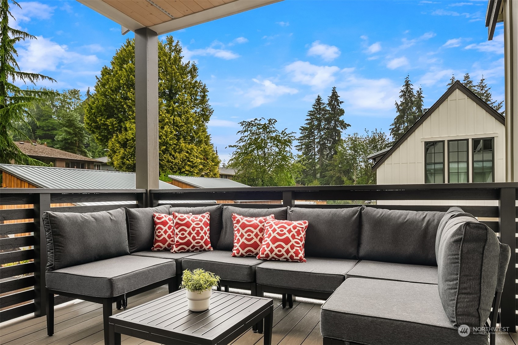 2228 NE 125th Street