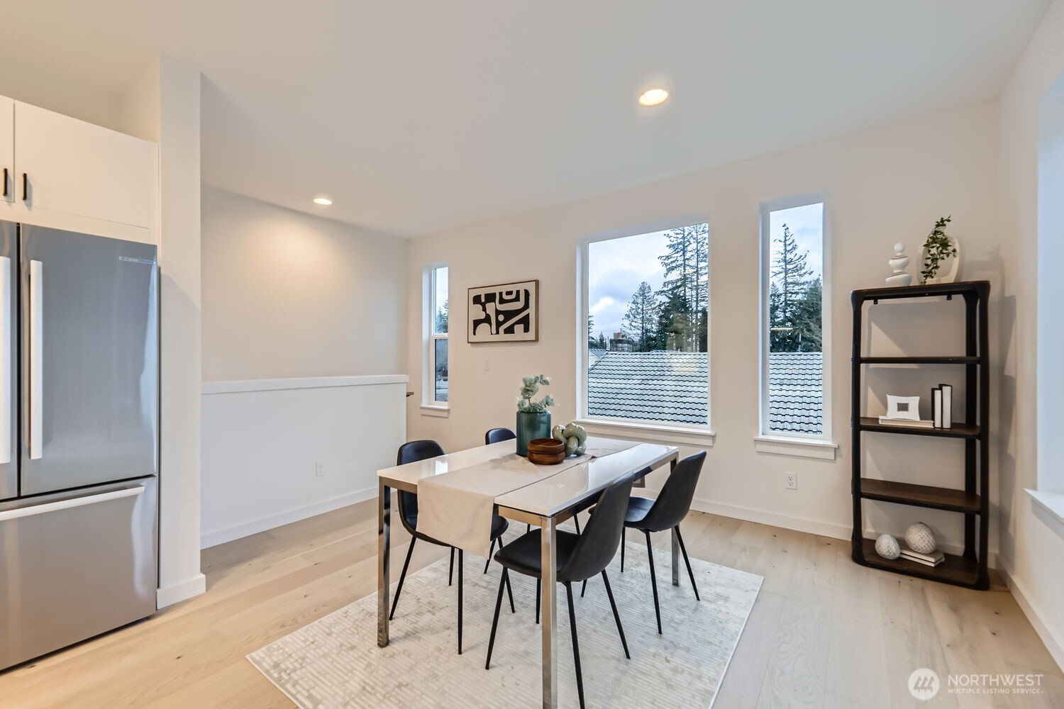 1323 N 185th Street Unit: B