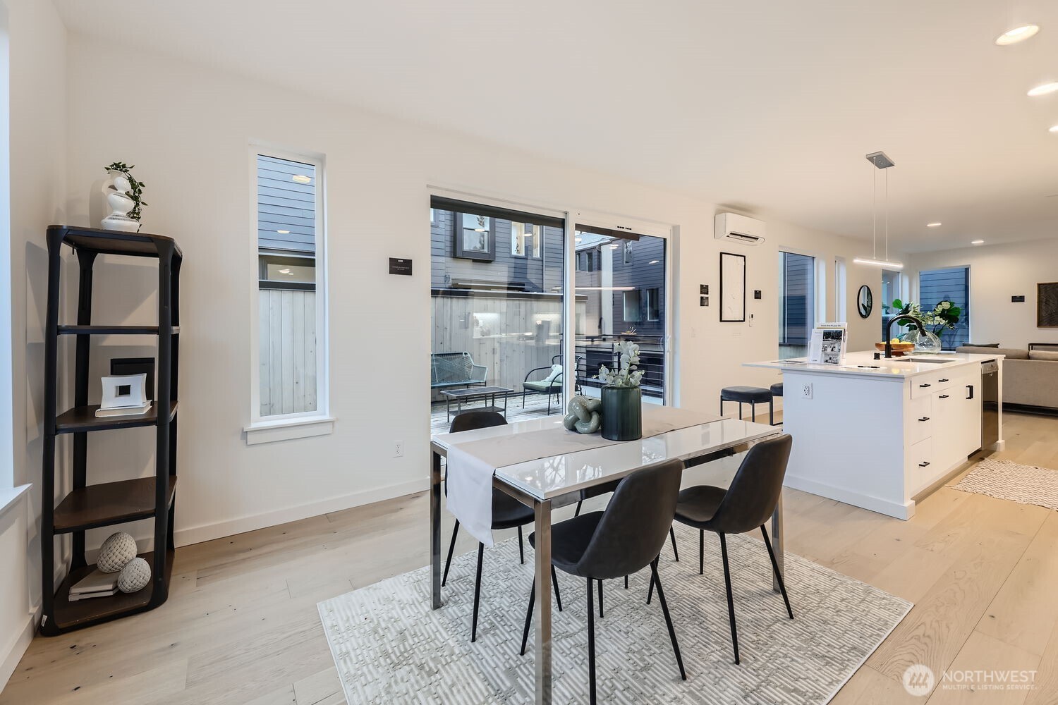 1323 N 185th Street Unit: B