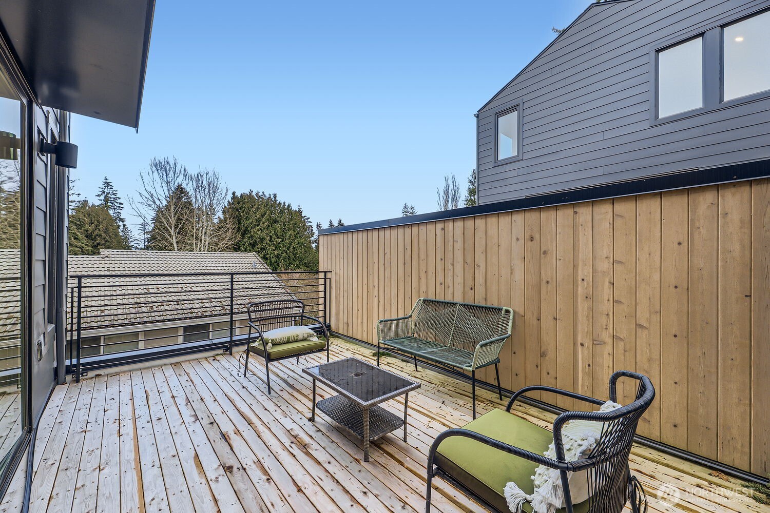 1323 N 185th Street Unit: B