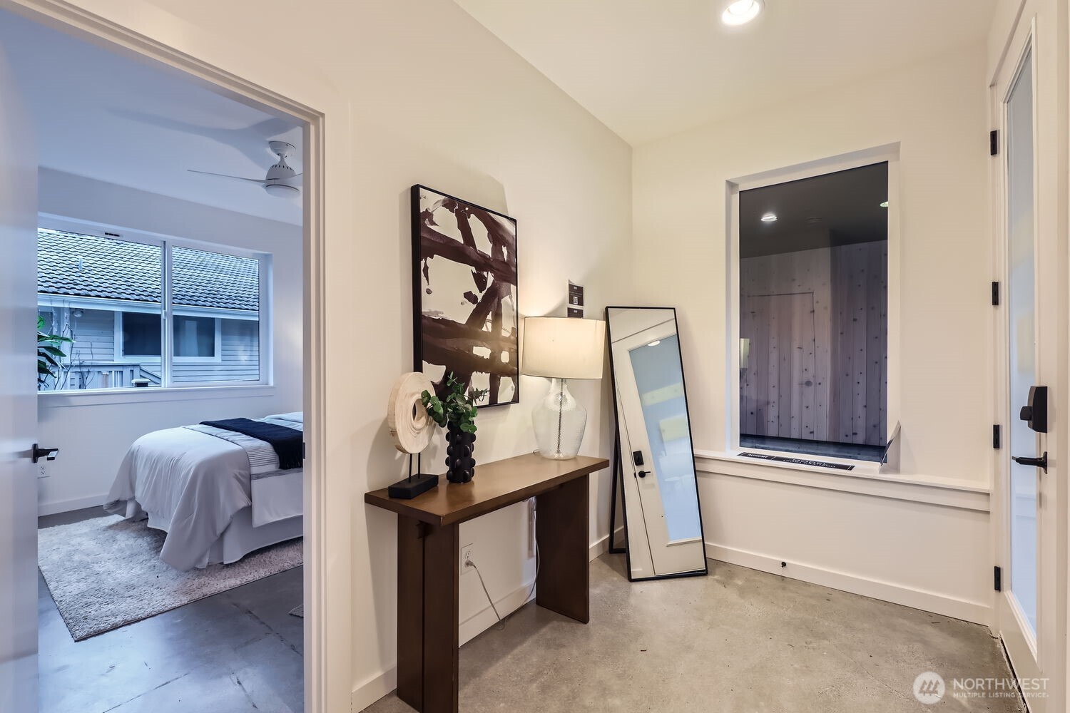 1323 N 185th Street Unit: B