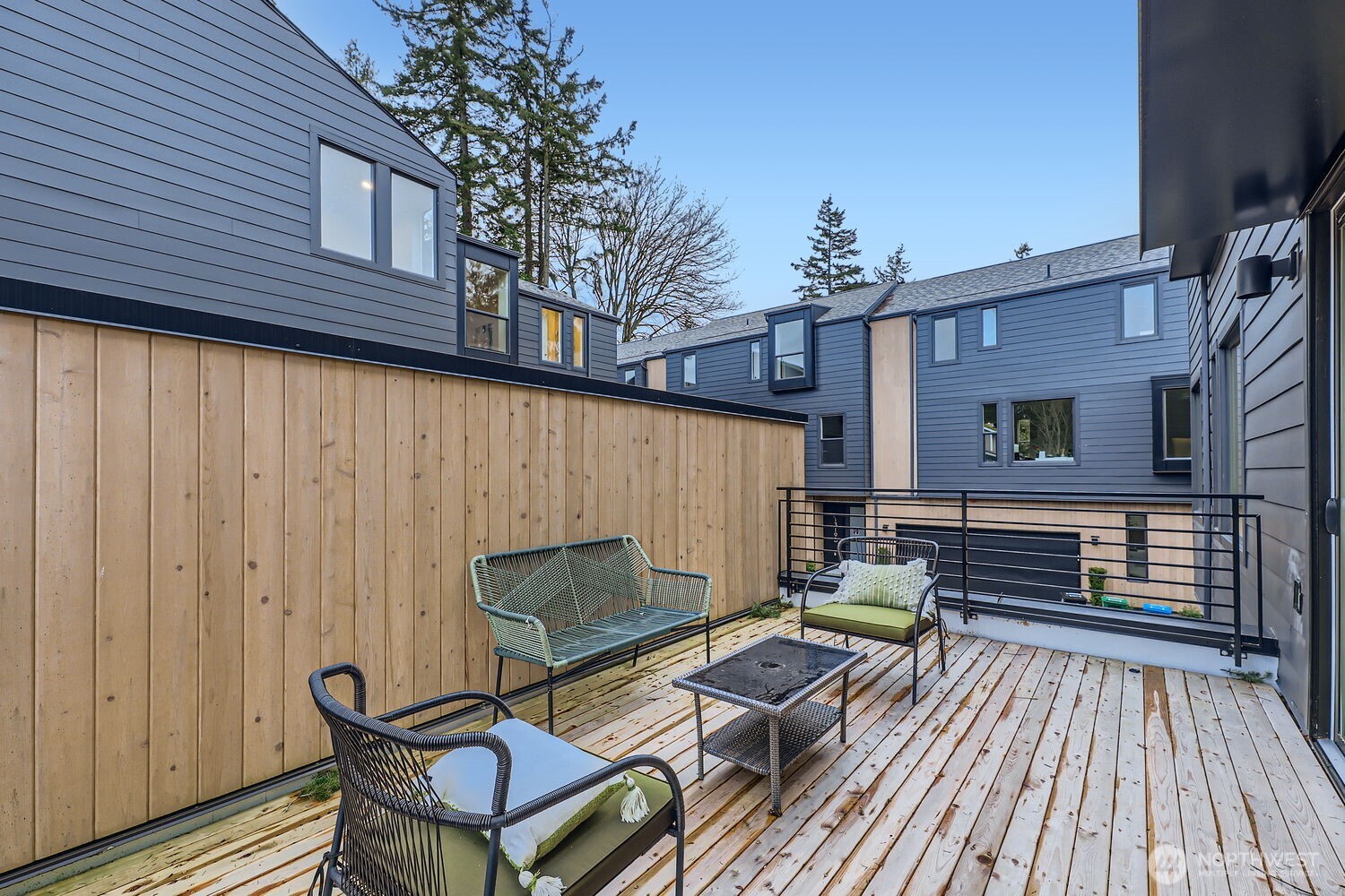 1323 N 185th Street Unit: B