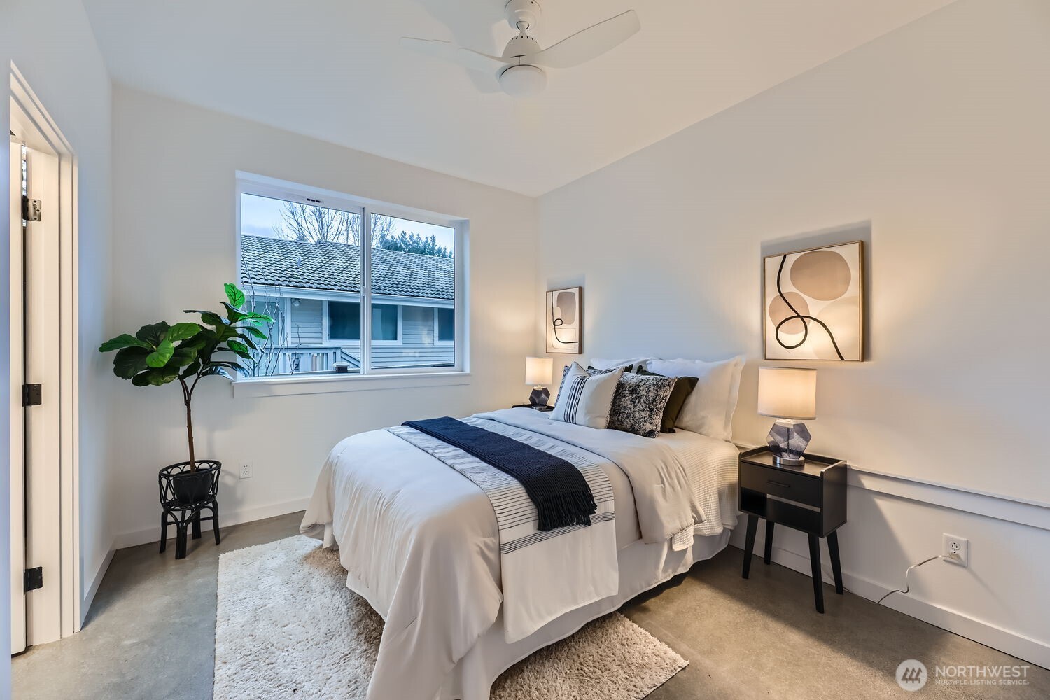 1323 N 185th Street Unit: B
