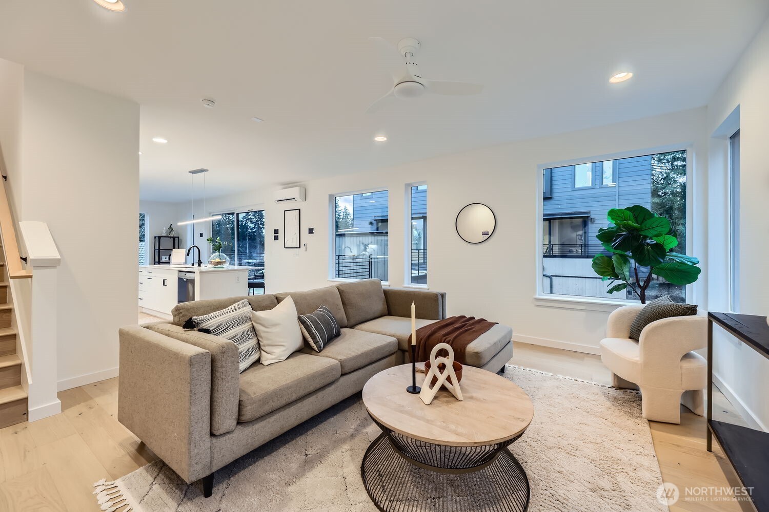 1323 N 185th Street Unit: B