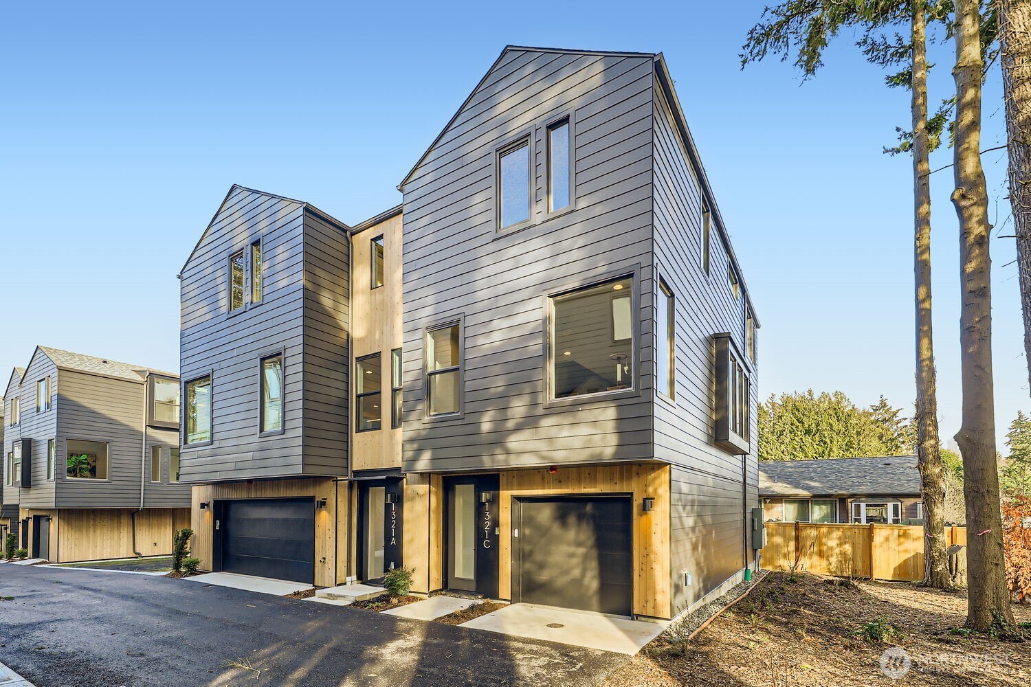 1321 N 185th Street Unit: A