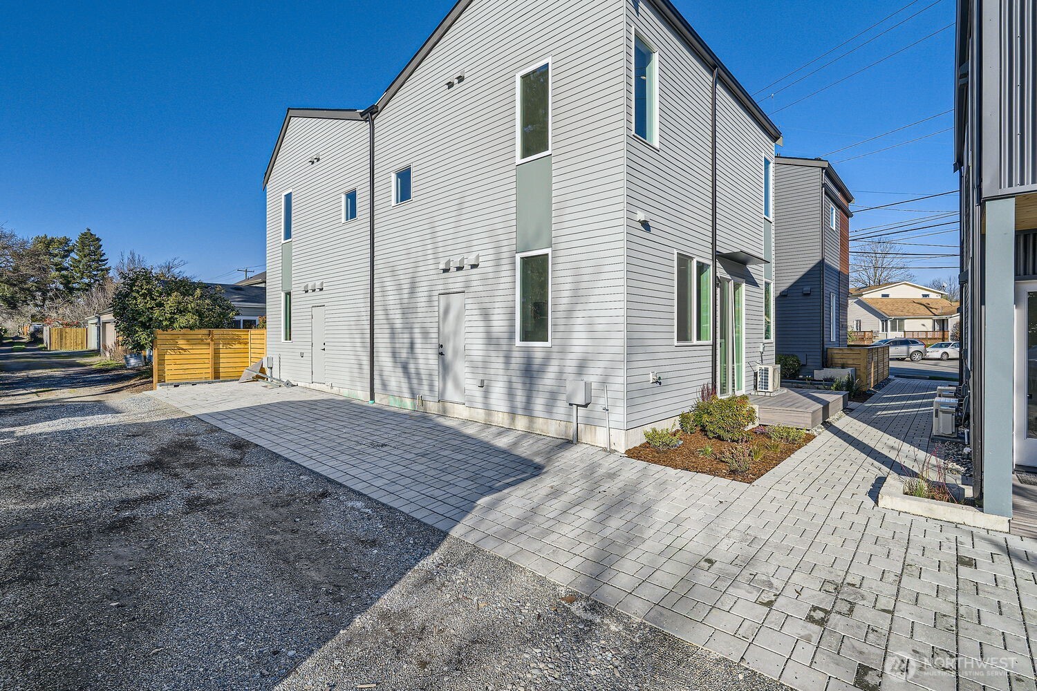 8469 Seward Park Avenue S