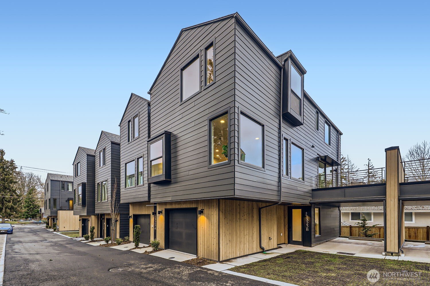 1325 N 185th Street Unit: A