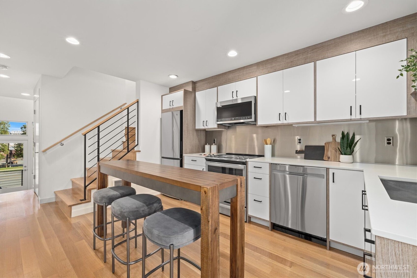 3645 22nd Avenue W Unit: F