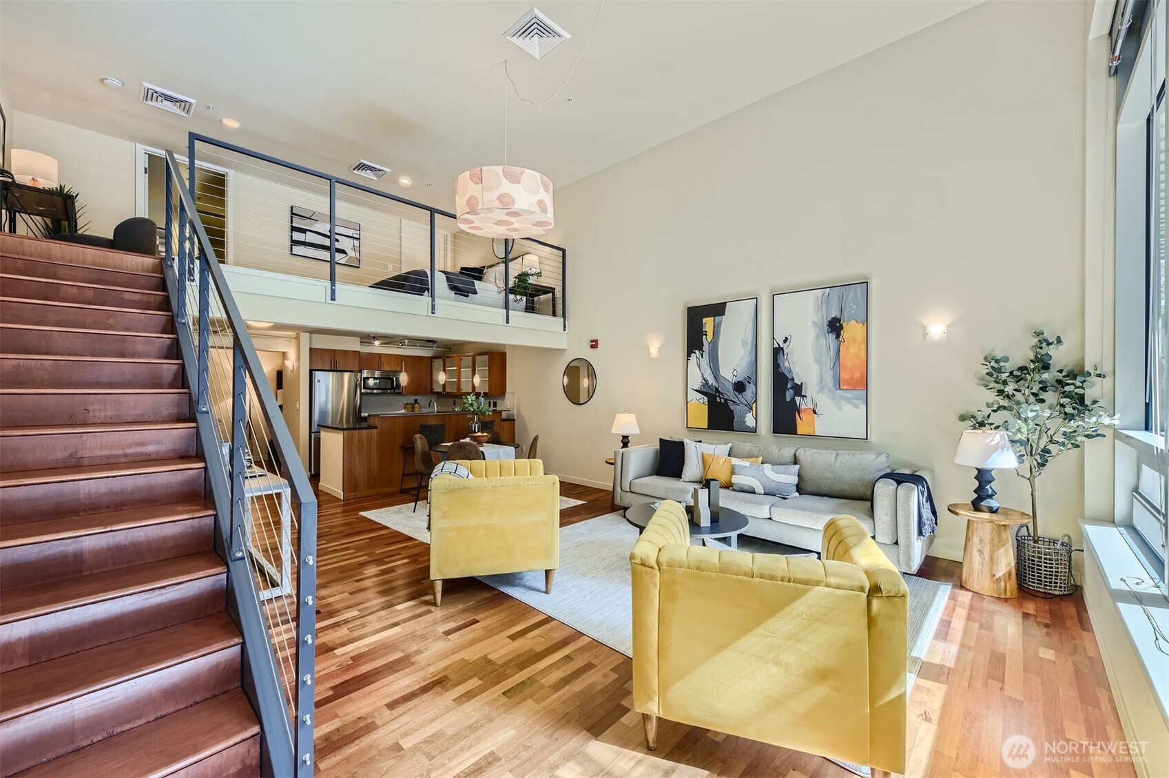 3104 Western Avenue Unit: 102