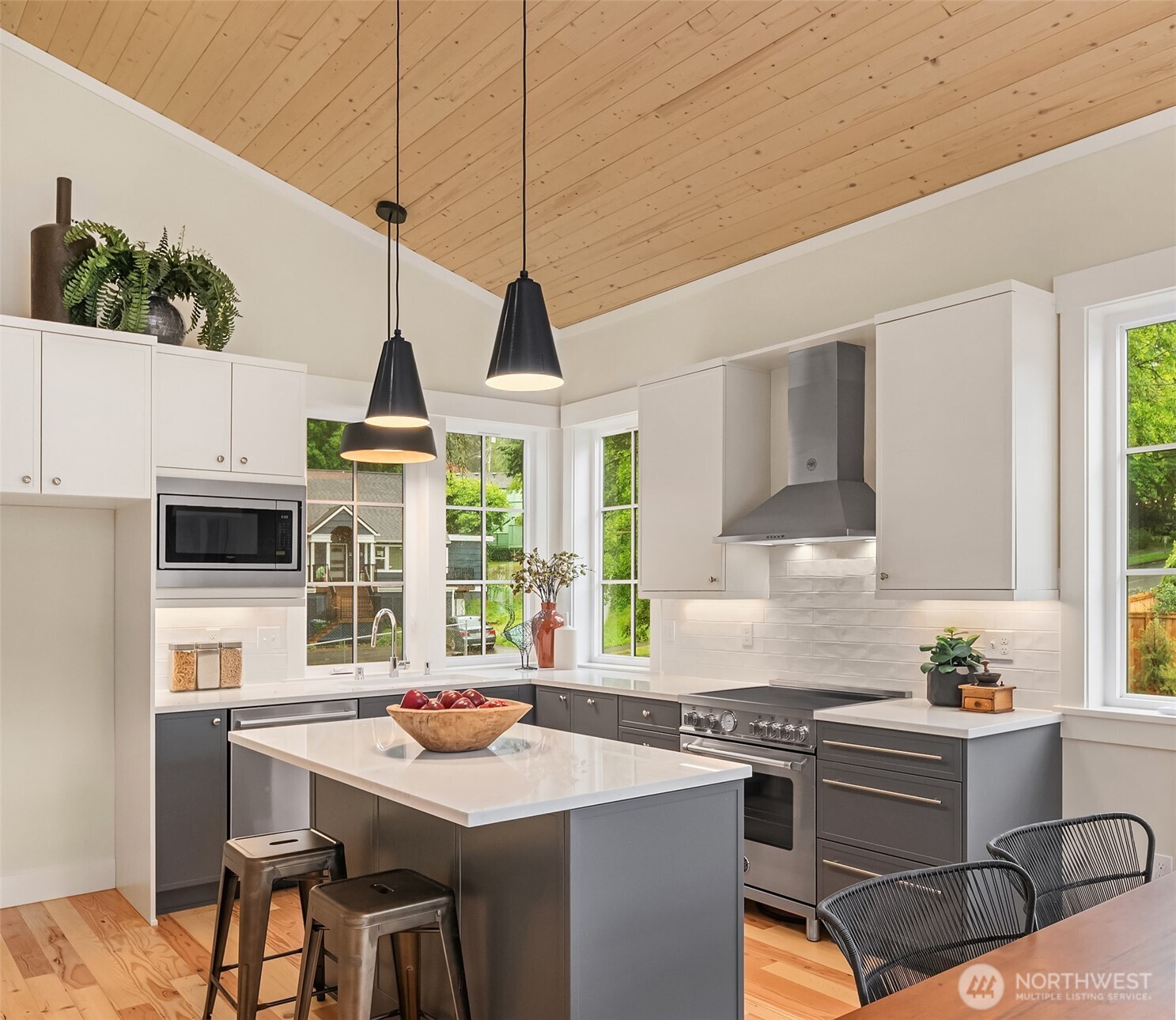 2226 NE 125th Street