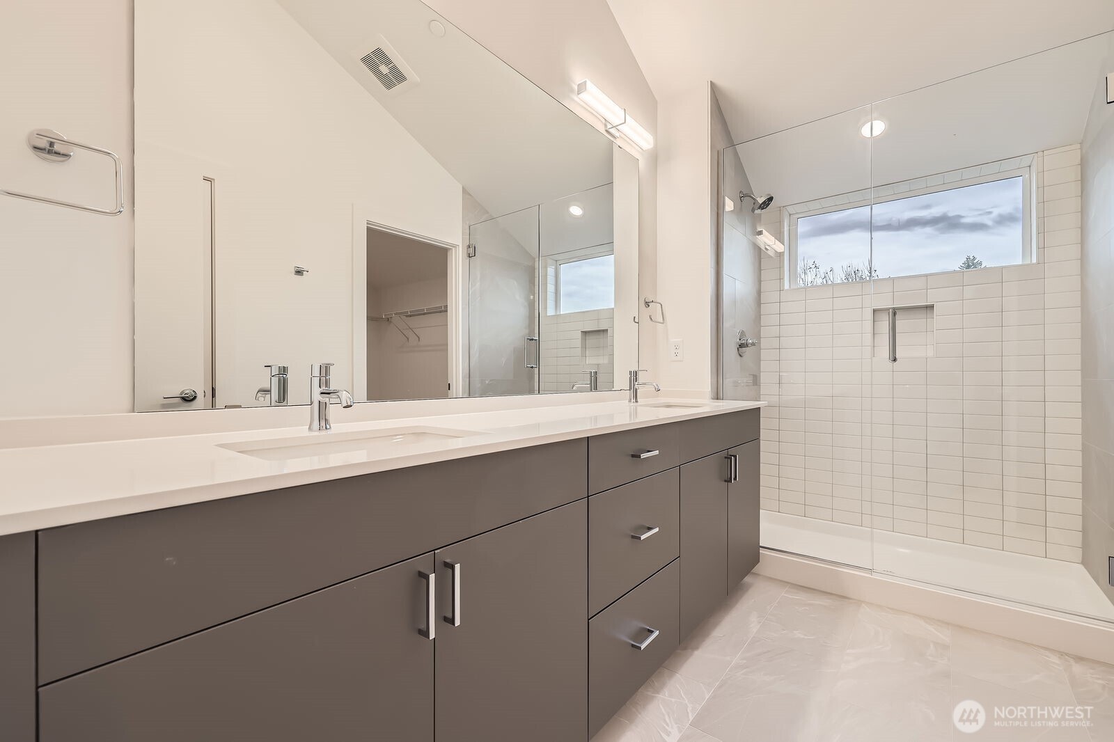 1327 N 185th Unit: C