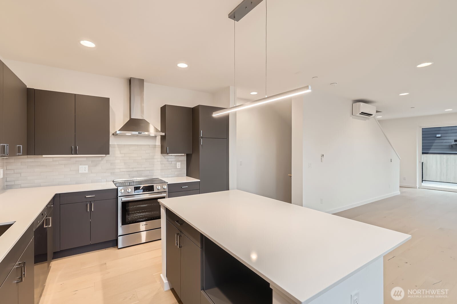 1327 N 185th Unit: C