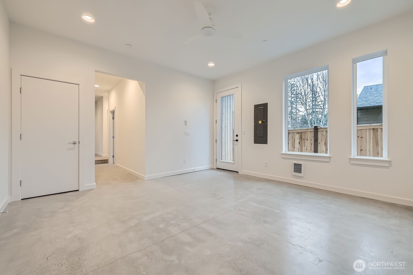 1327 N 185th Unit: C