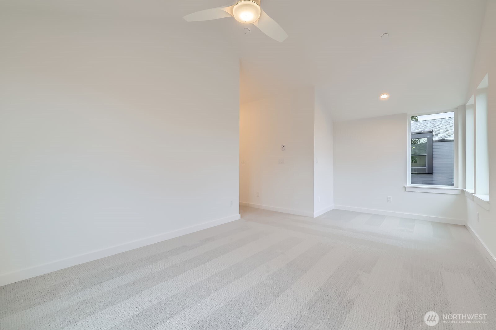 1327 N 185th Unit: C