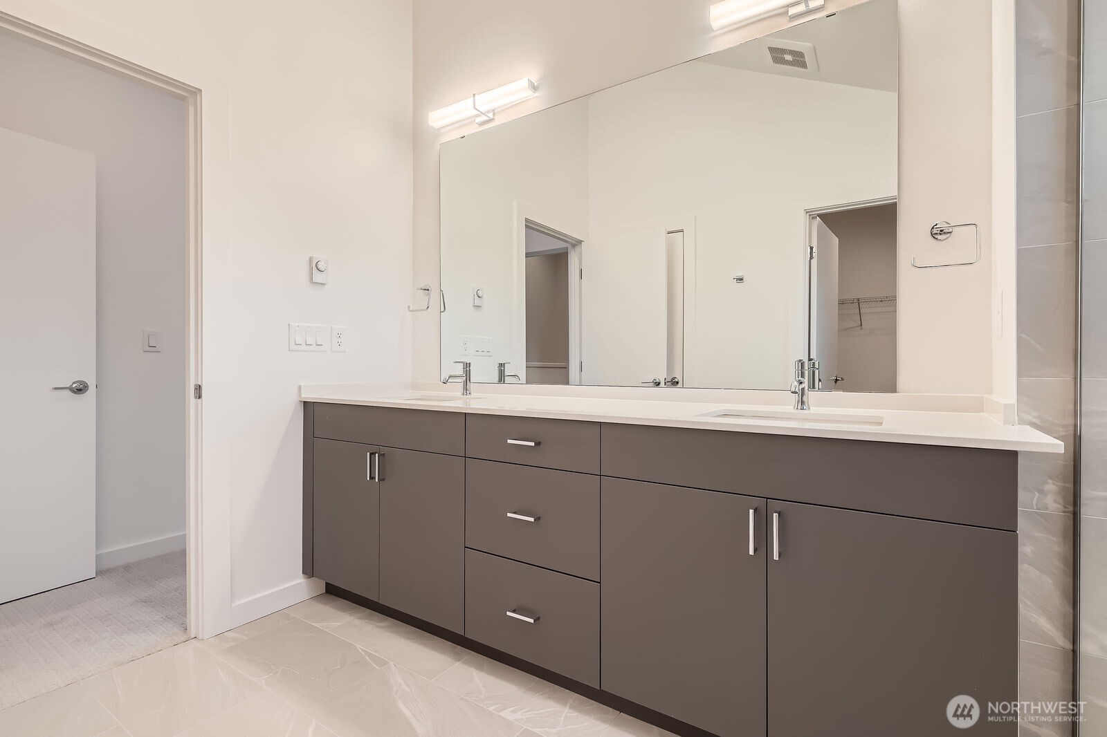 1327 N 185th Unit: C
