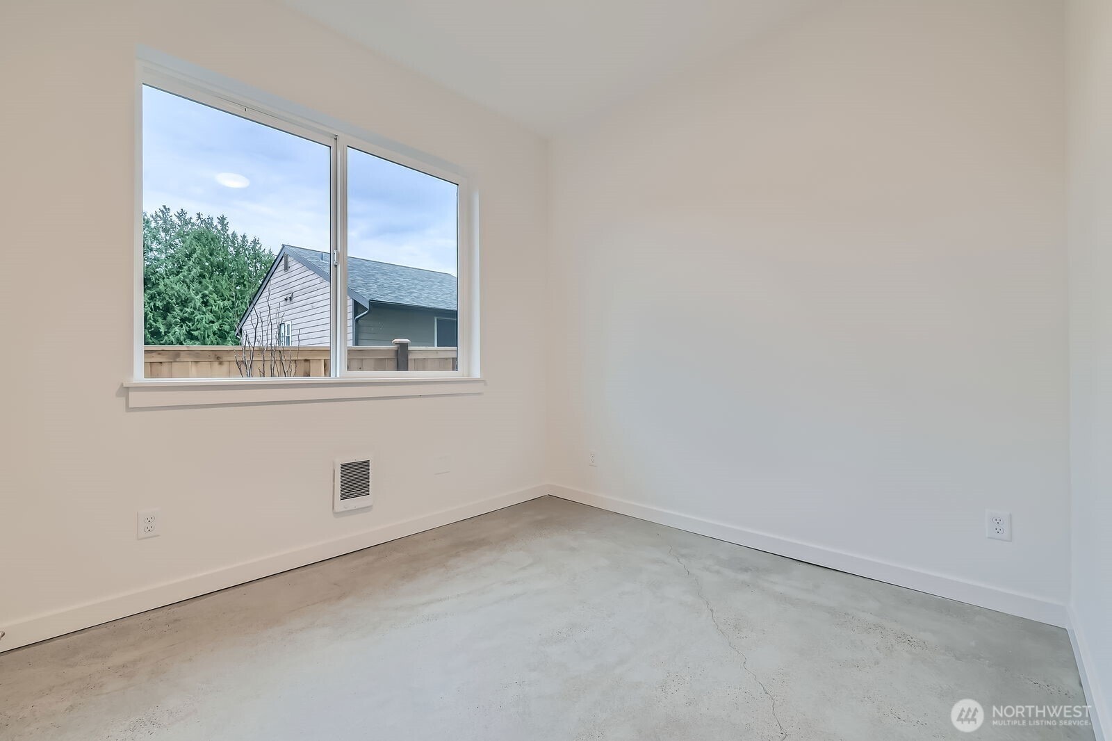 1327 N 185th Unit: C