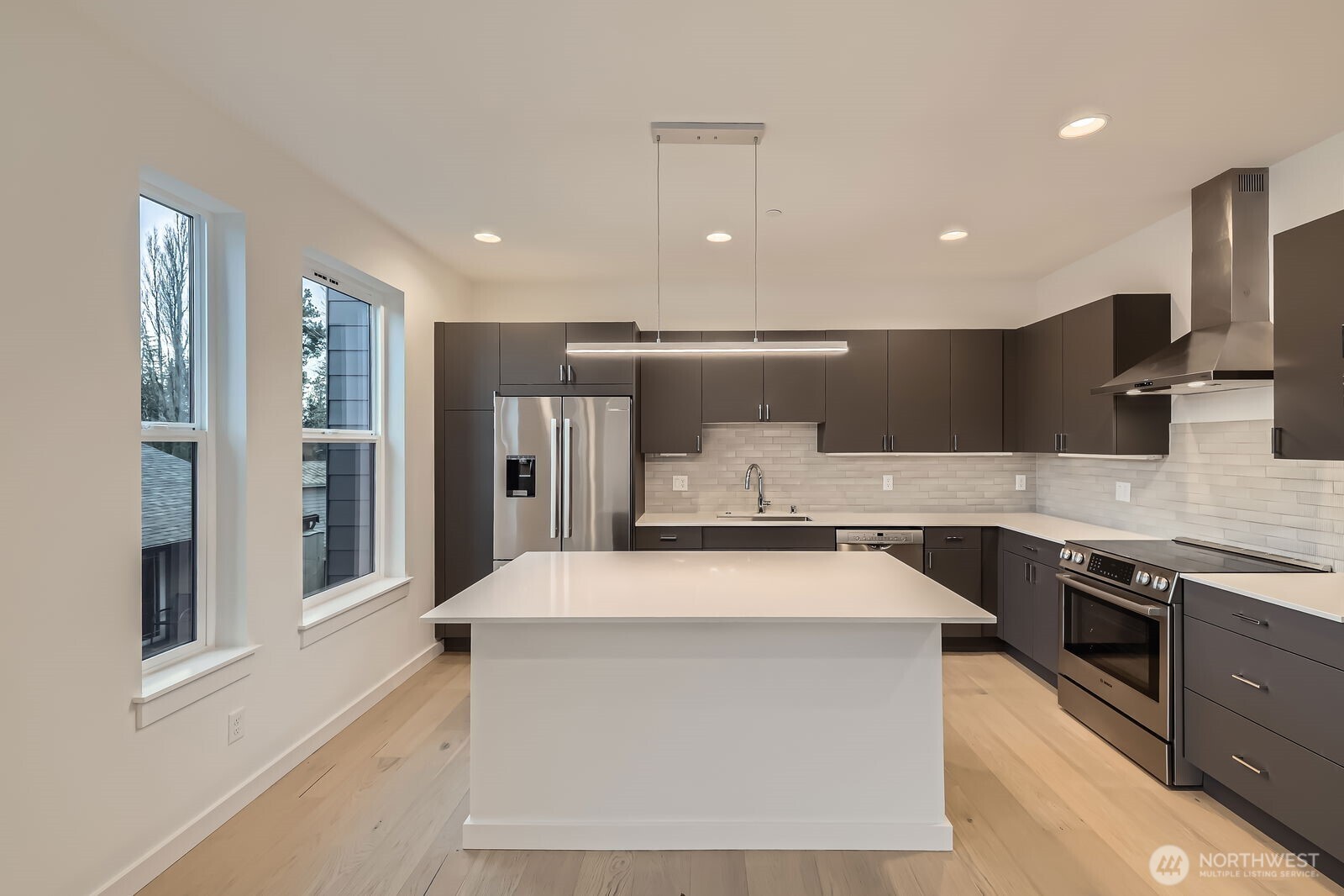 1327 N 185th Unit: C