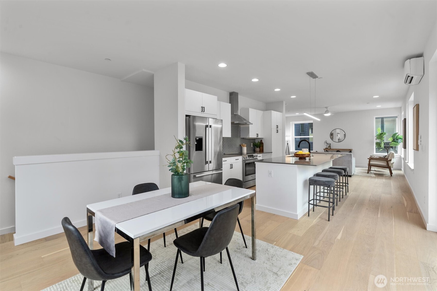 1327 N 185th Street Unit: A