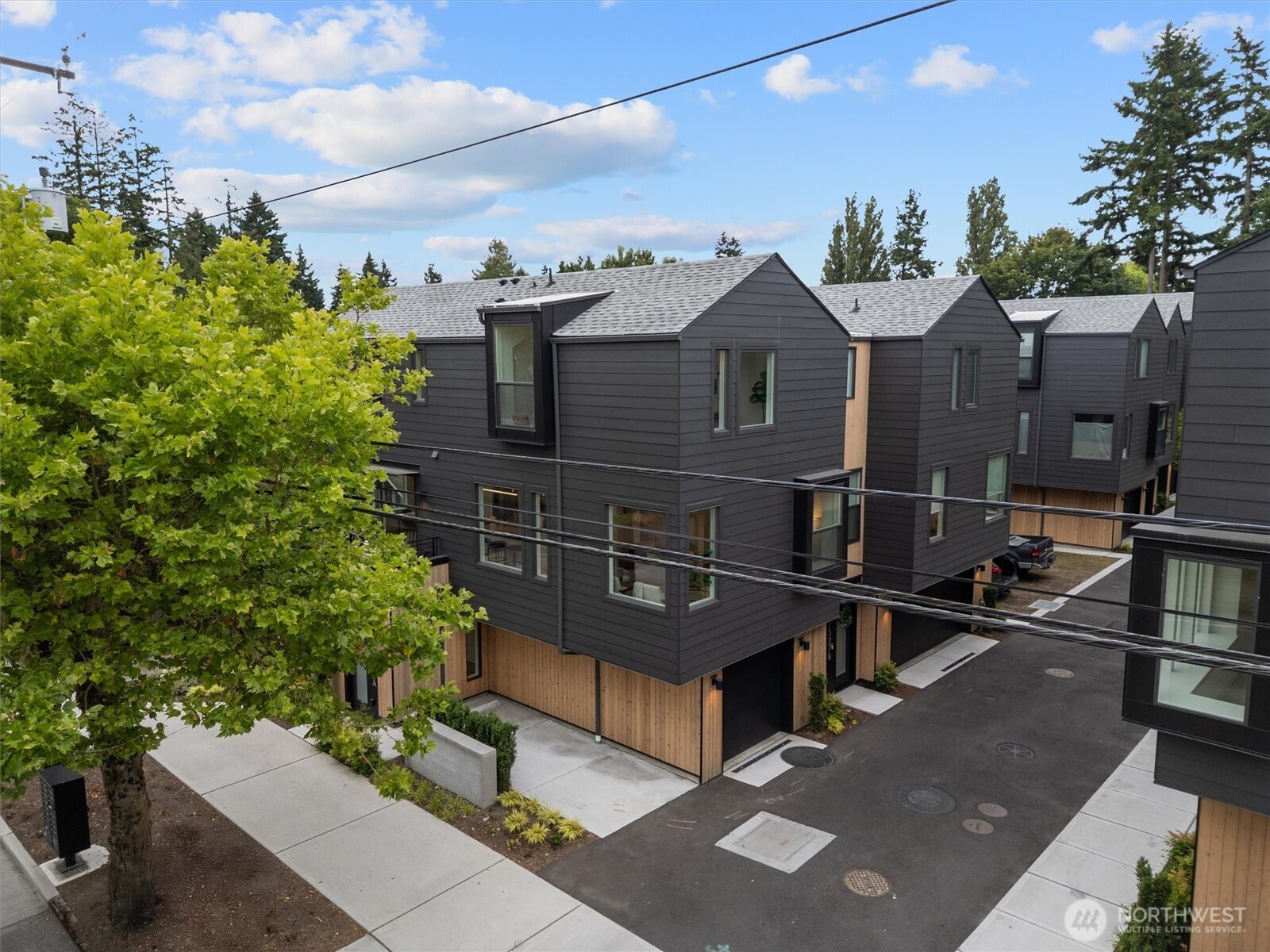 1327 N 185th Street Unit: A