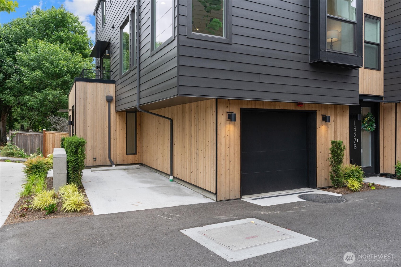 1327 N 185th Street Unit: A