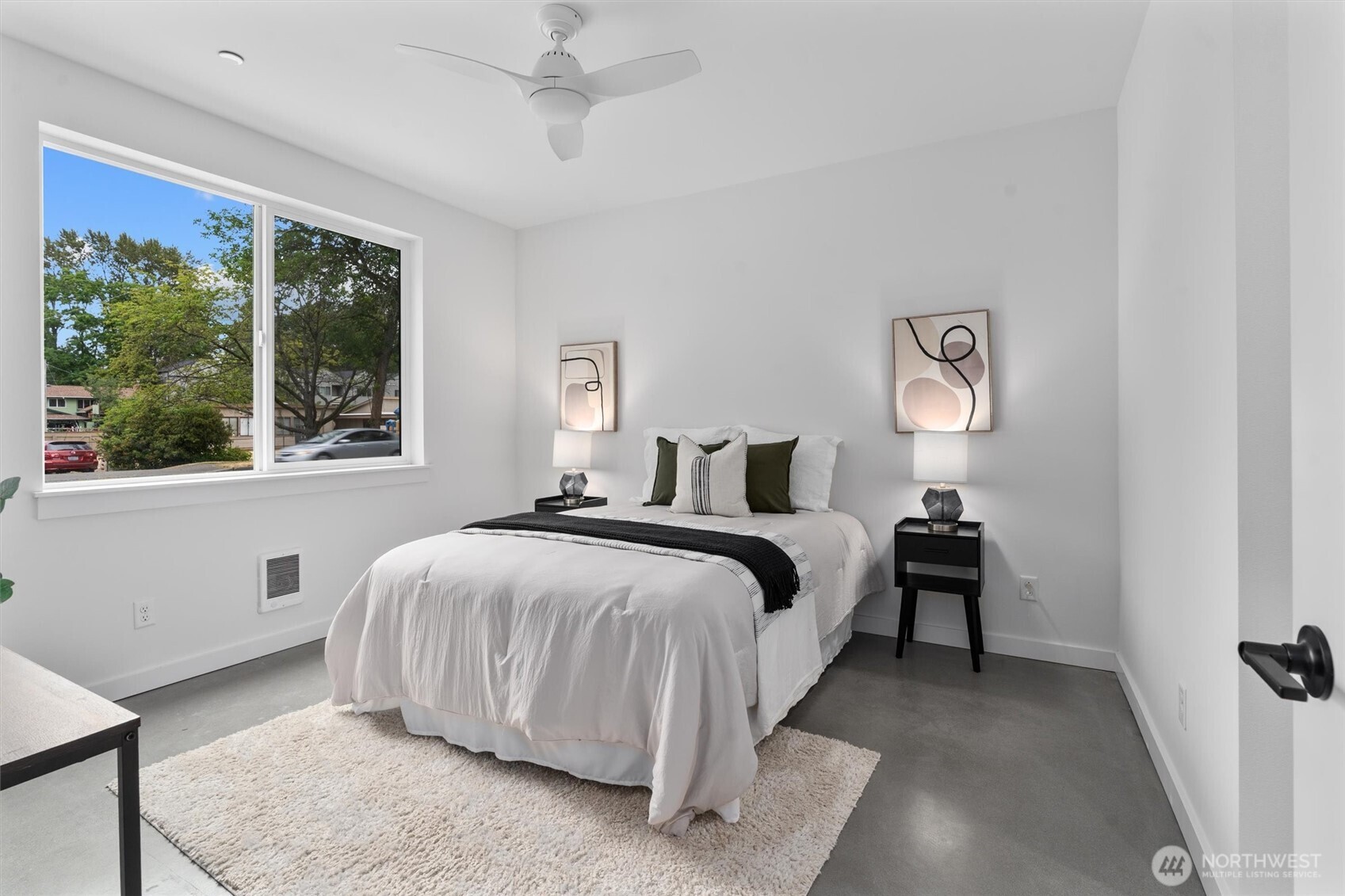 1327 N 185th Street Unit: A