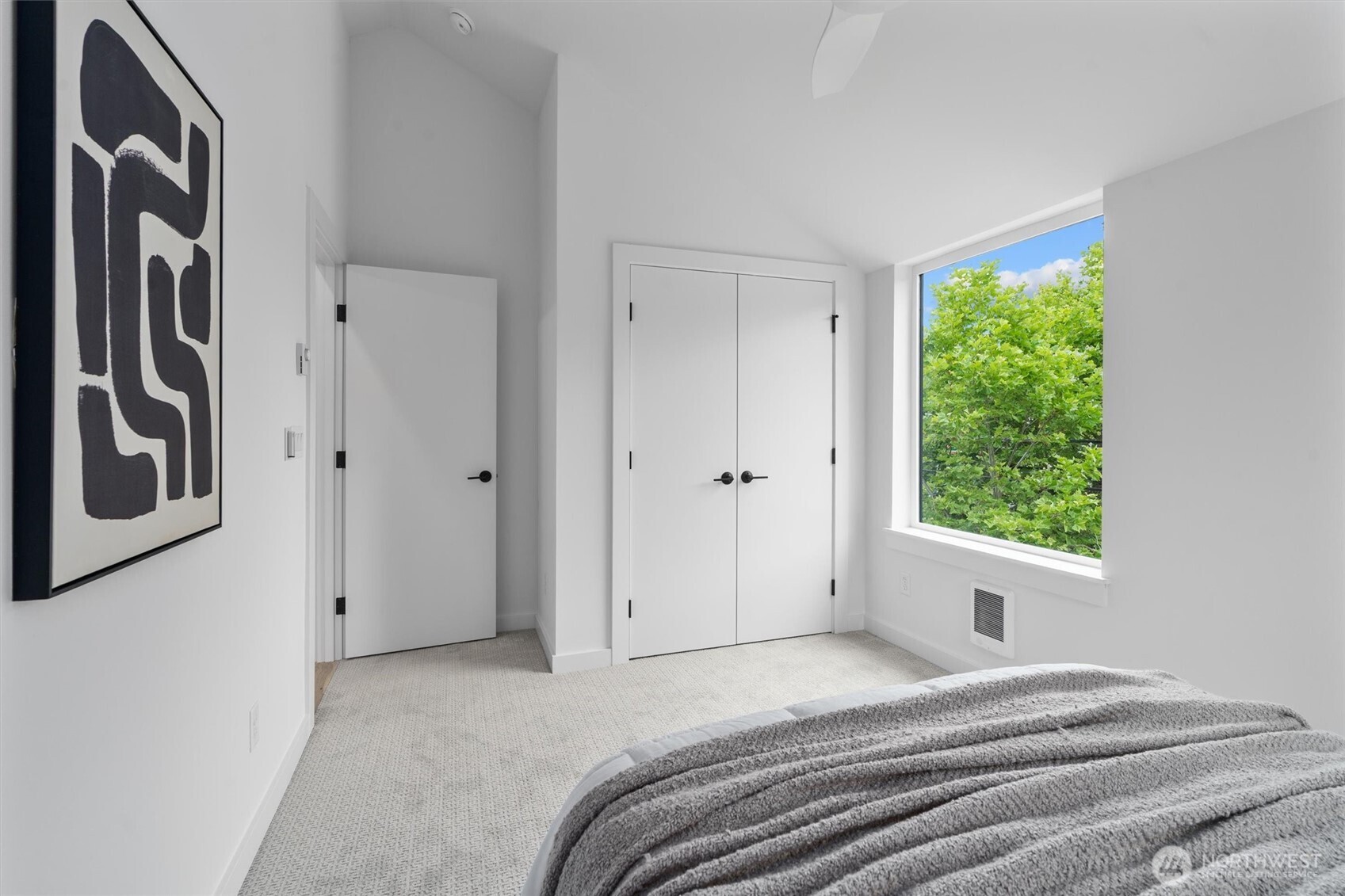 1327 N 185th Street Unit: A
