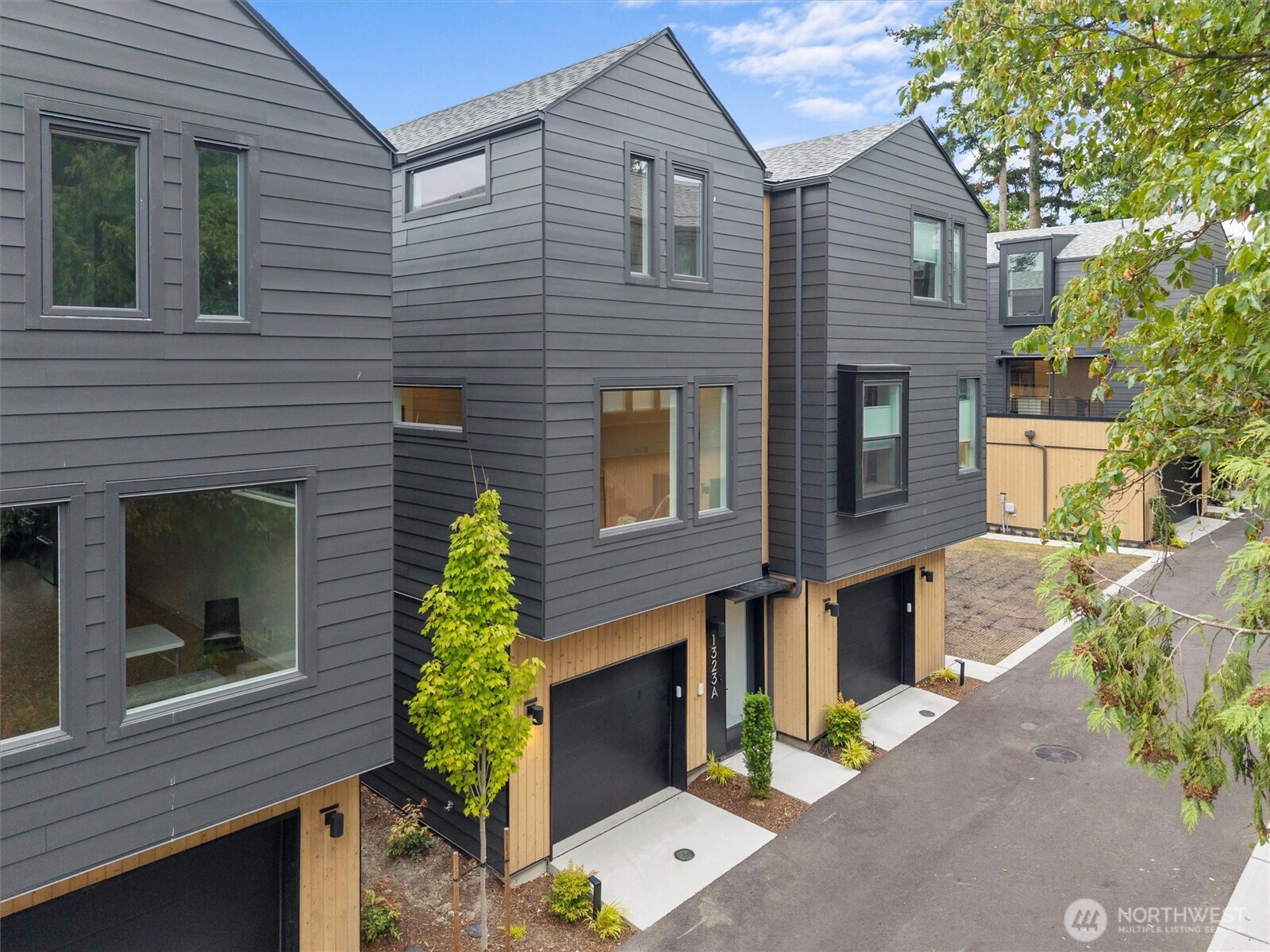 1323 N 185th Street Unit: A