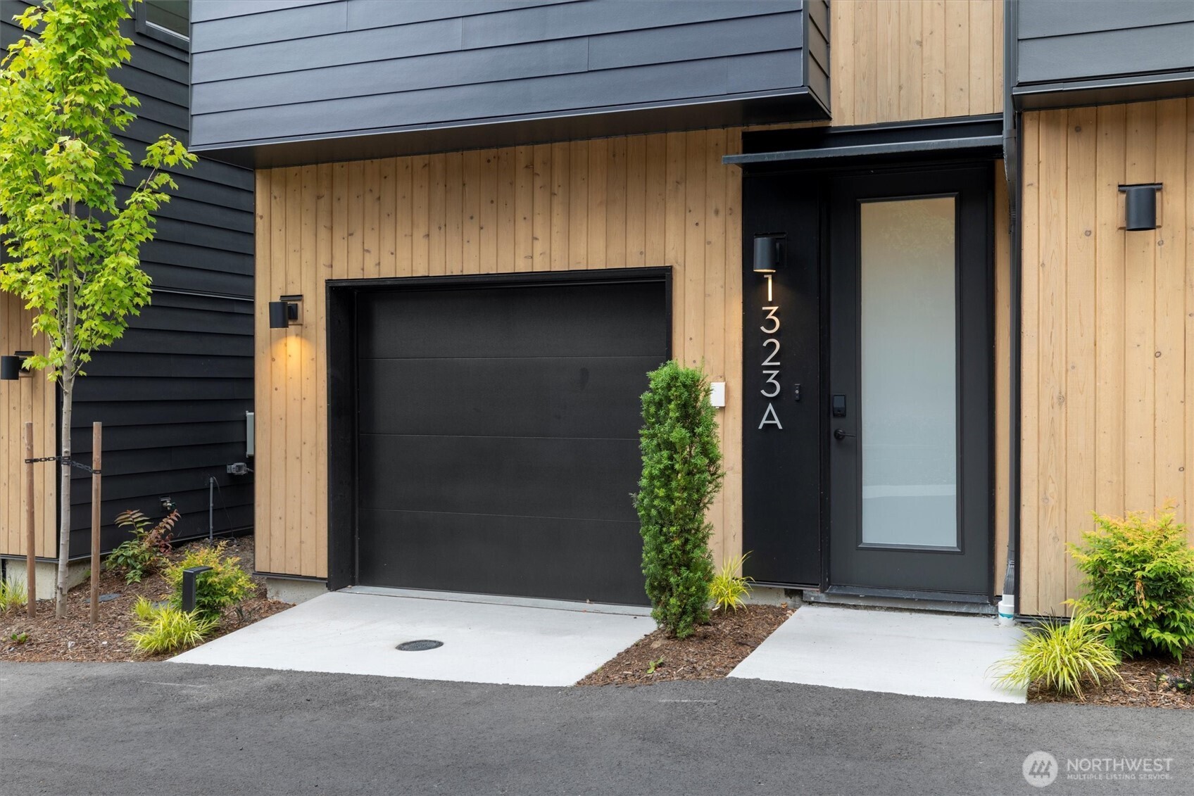 1323 N 185th Street Unit: A
