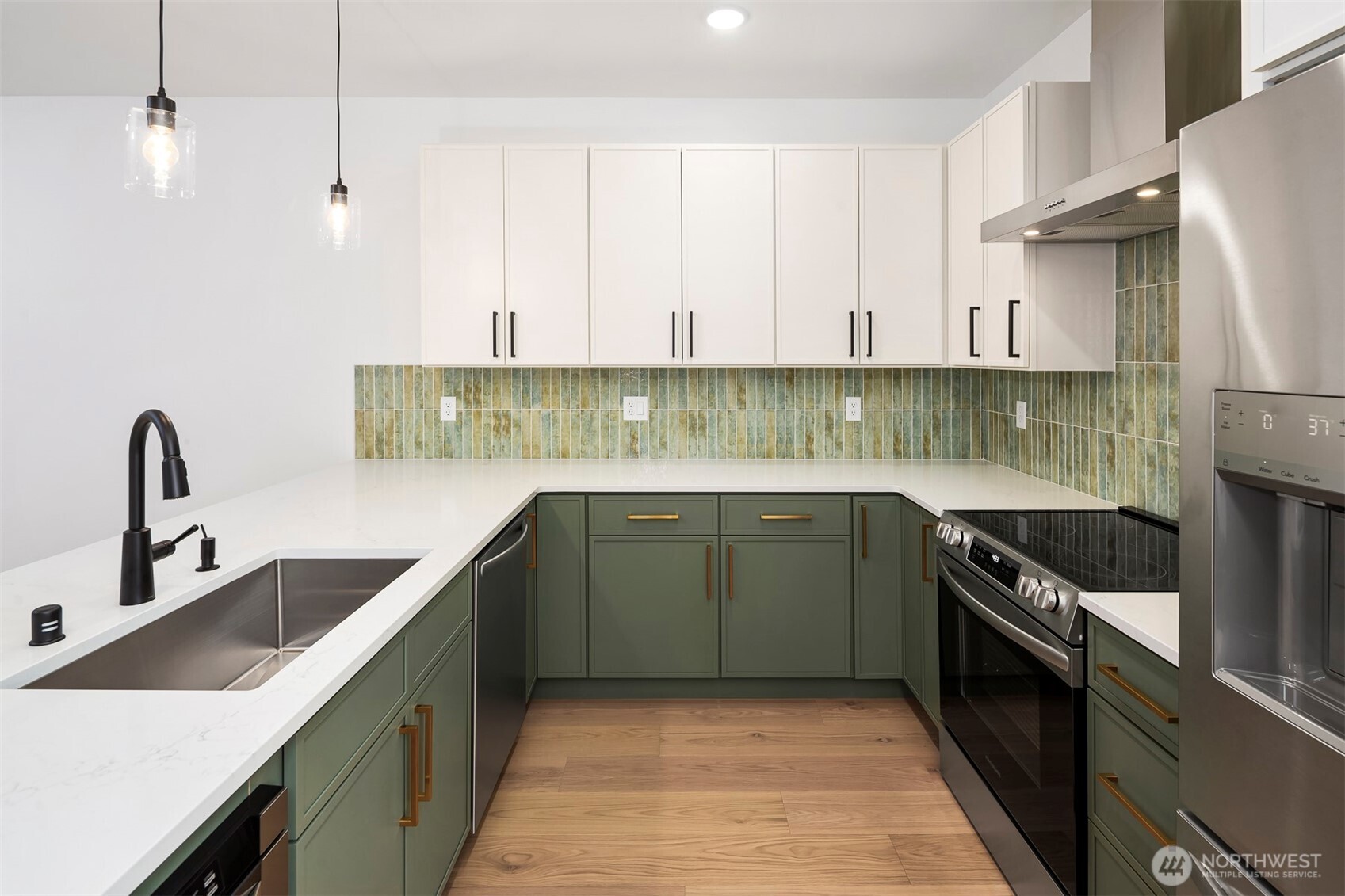725 18th Avenue Unit: B