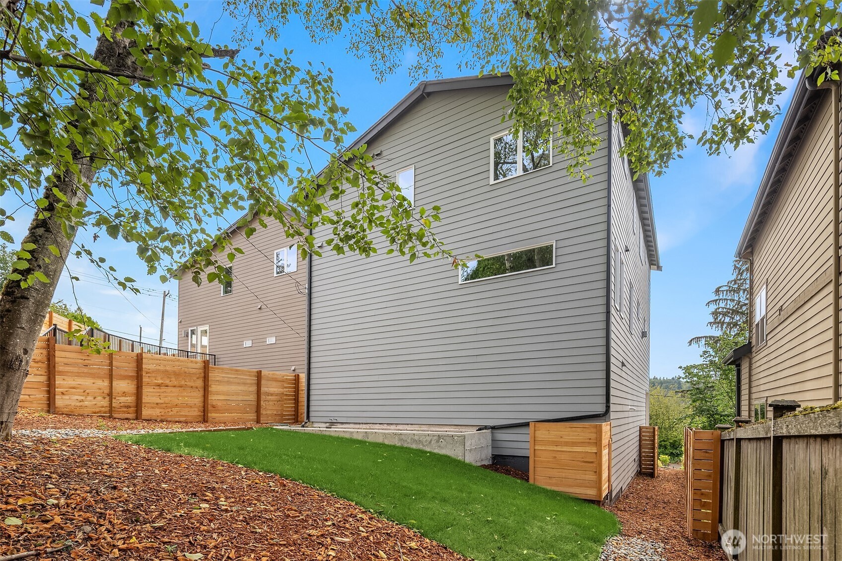 4548 23rd Avenue SW