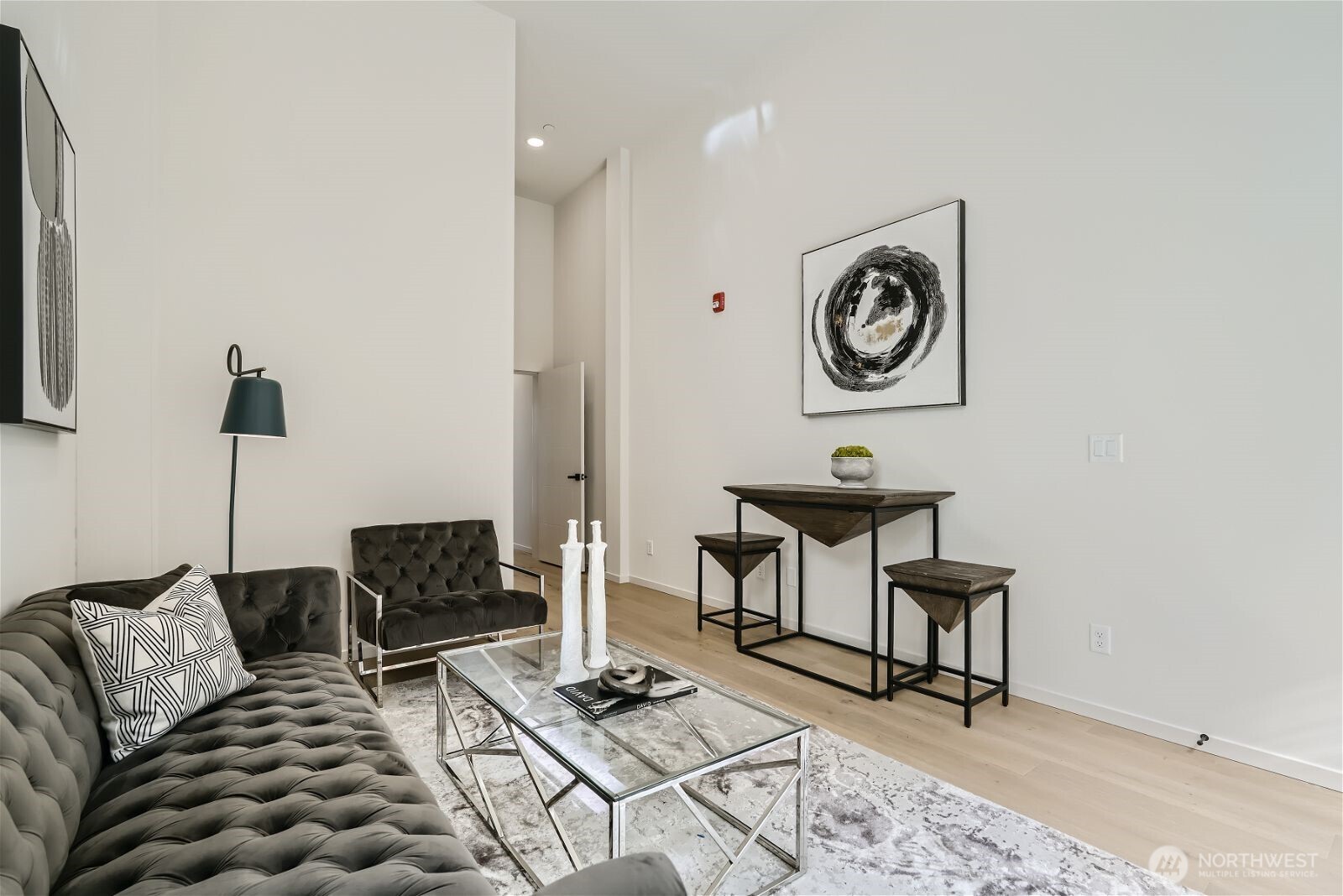 1108 33rd Avenue Unit: B