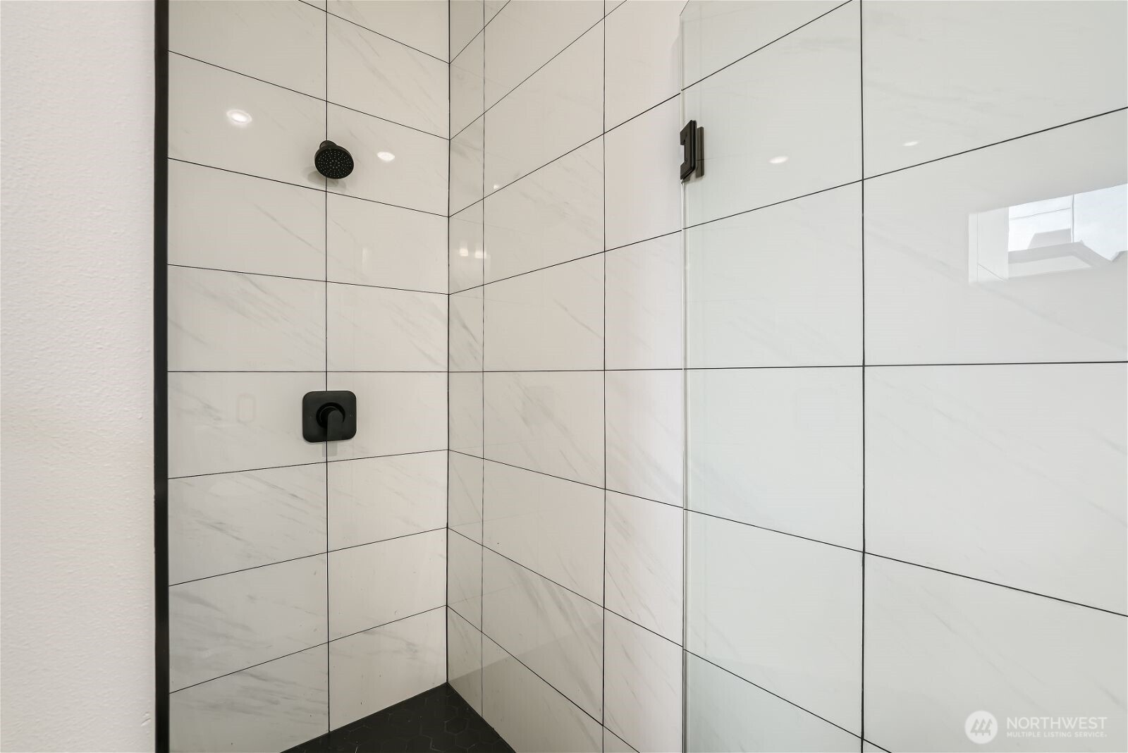 1108 33rd Avenue Unit: B