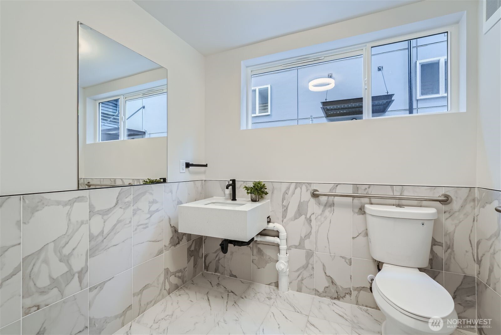 1108 33rd Avenue Unit: B