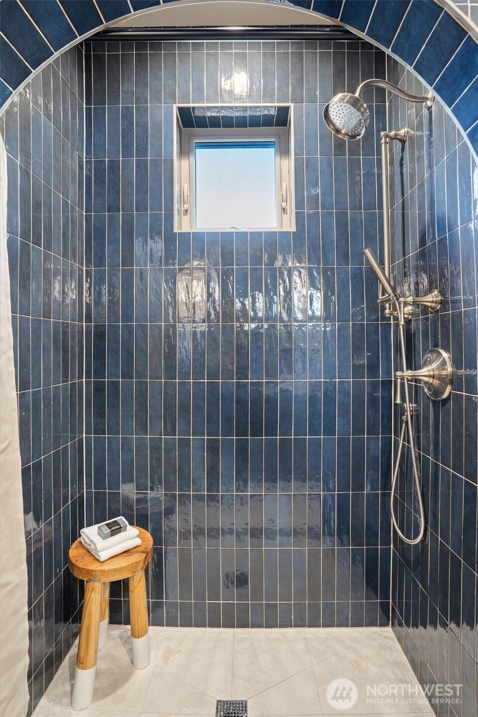 5033 25th Avenue SW Unit: B