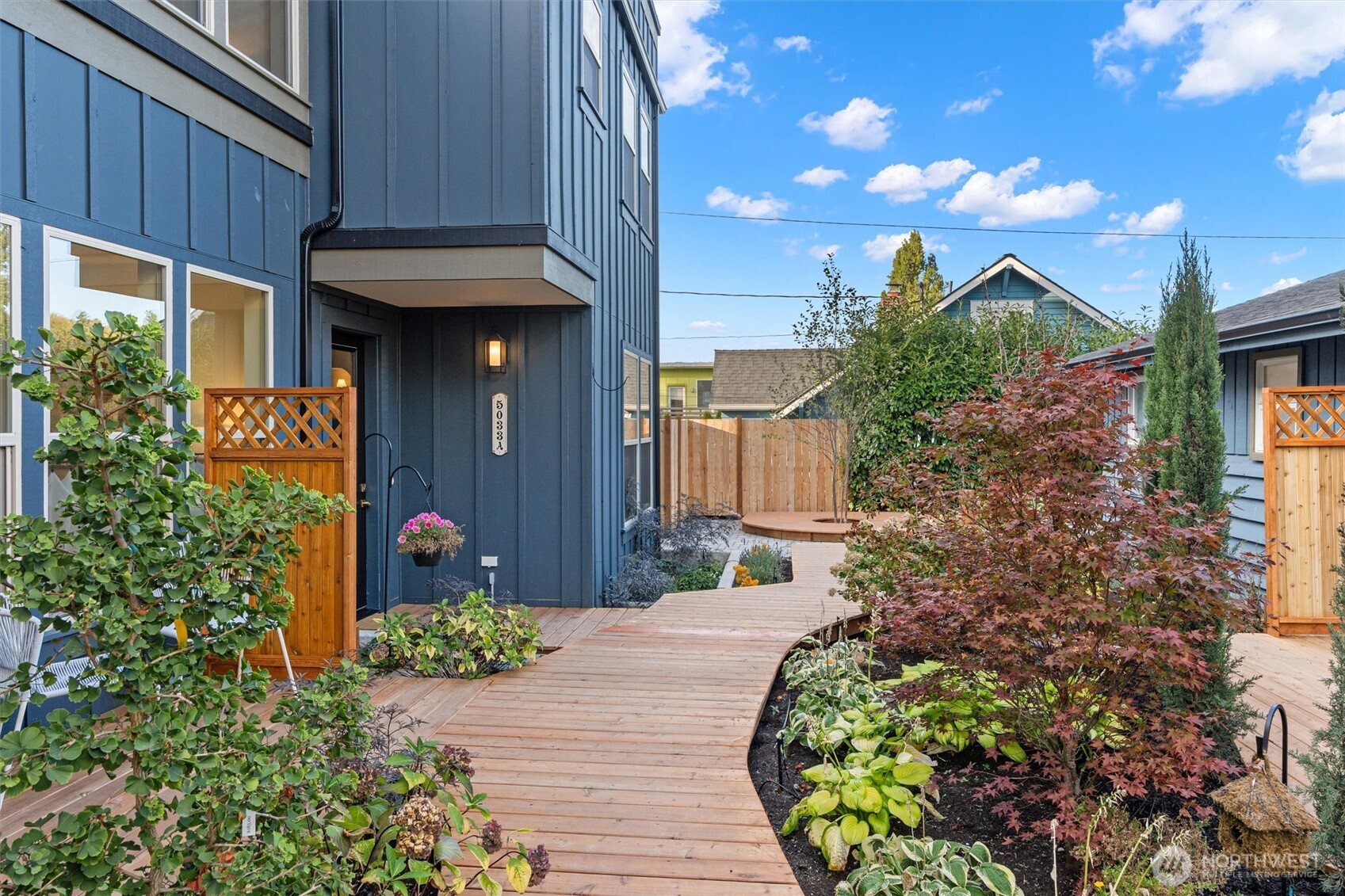 5033 25th Avenue SW Unit: B