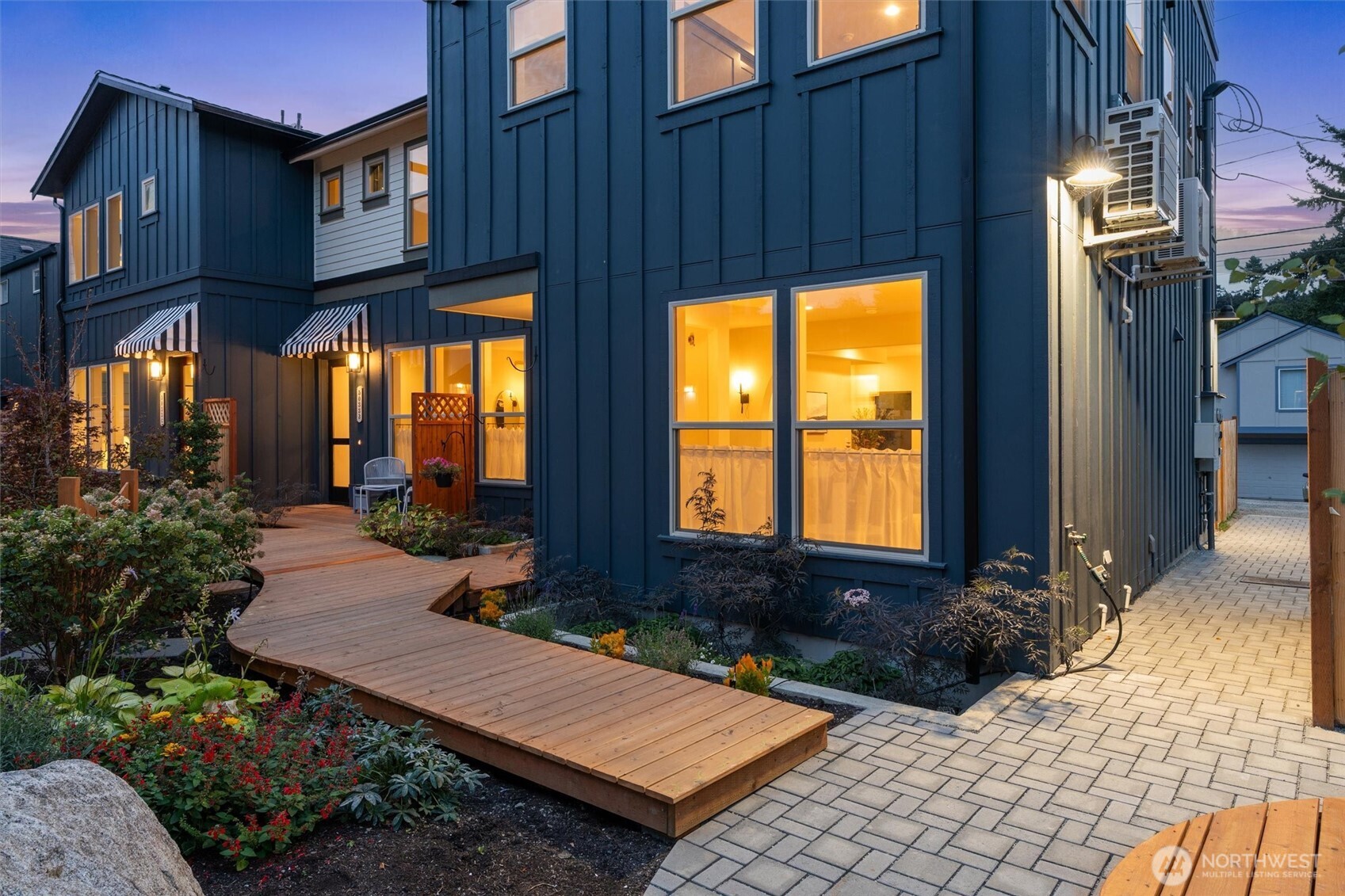 5033 25th Avenue SW Unit: B