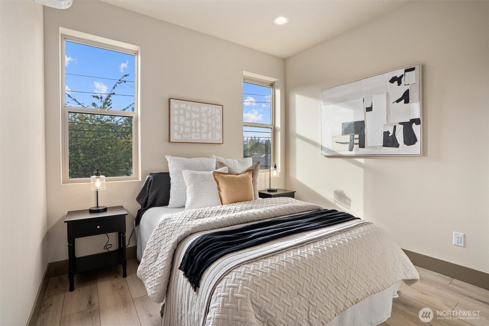 5033 25th Avenue SW Unit: B
