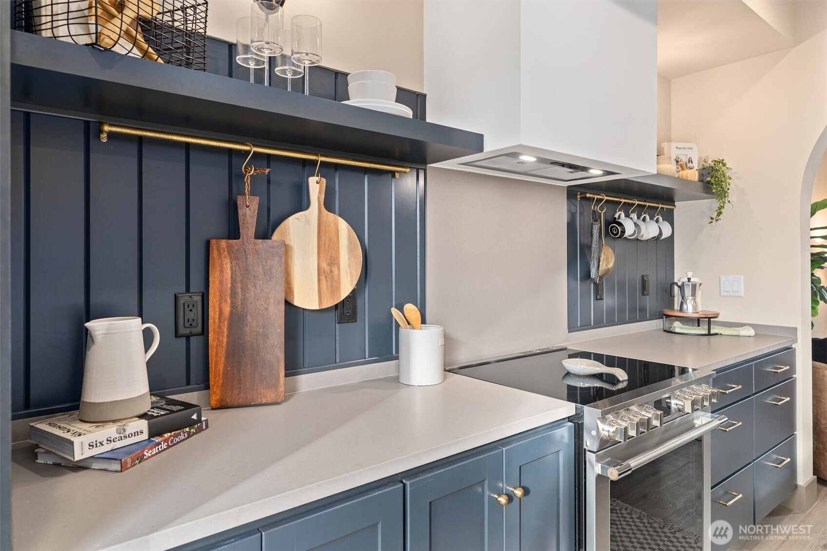 5033 25th Avenue SW Unit: B