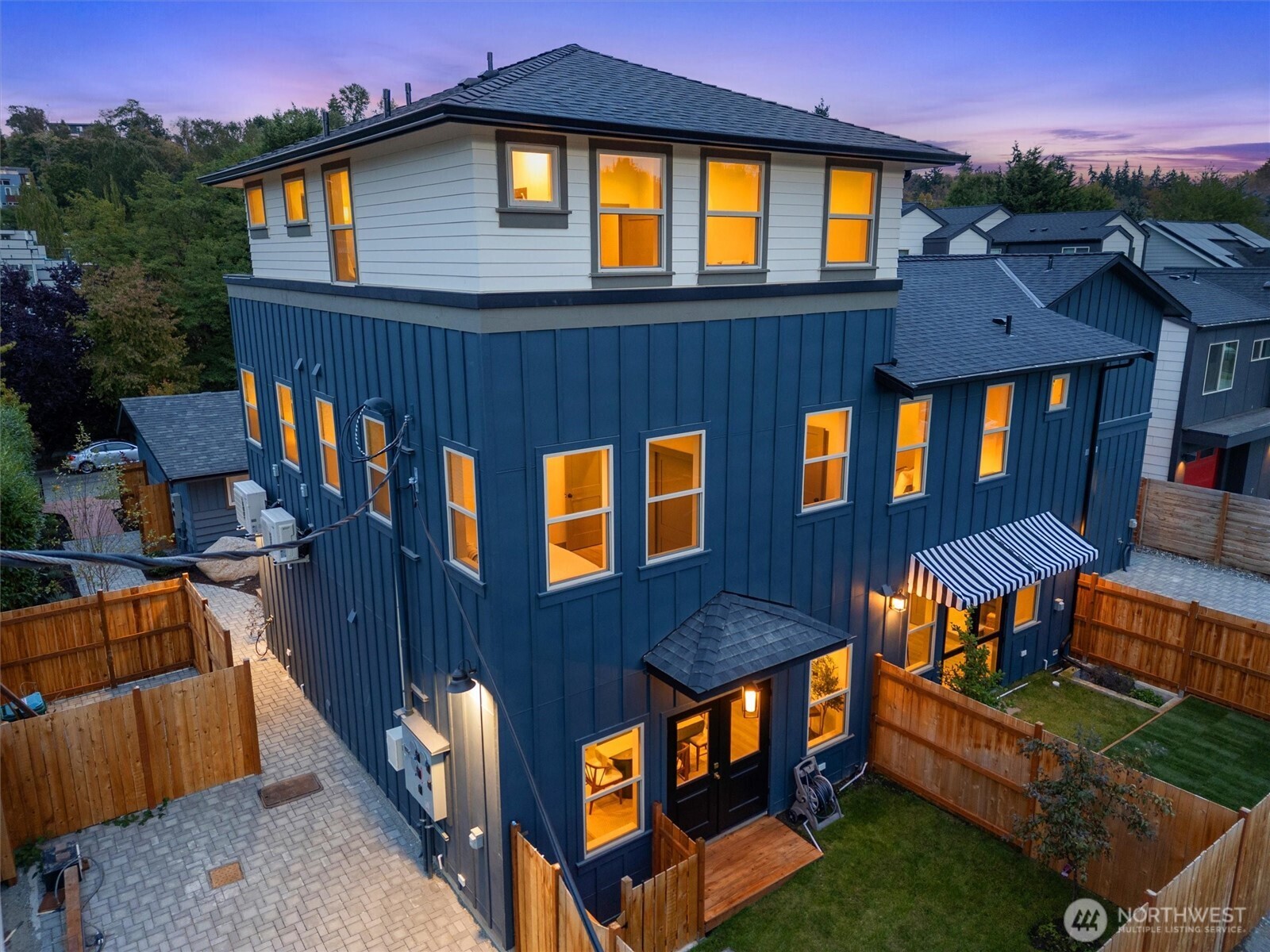 5033 25th Avenue SW Unit: B