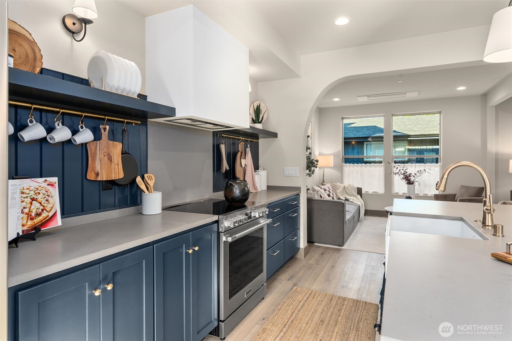 5033 25th Avenue SW Unit: A